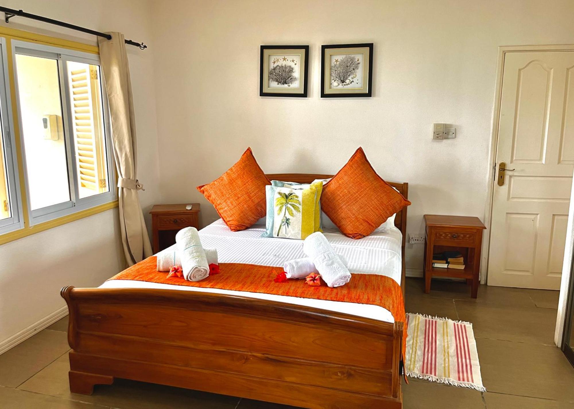 Summer Self Catering Baie Sainte Anne Eksteriør bilde